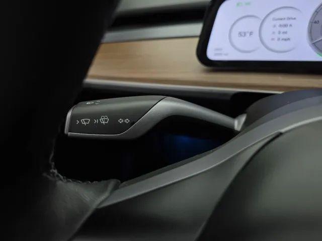 2025 Tesla Model Y Long Range Dual Motor All-Wheel Drive
