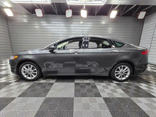 2020 Ford Fusion Hybrid SE