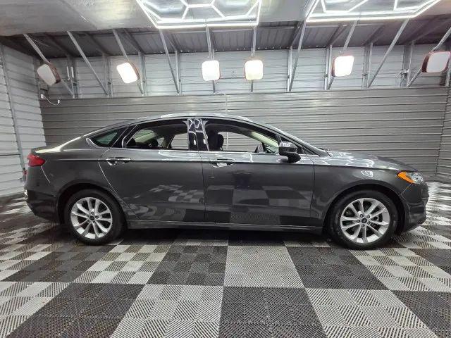2020 Ford Fusion Hybrid SE