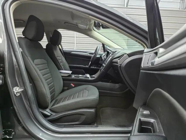 2020 Ford Fusion Hybrid SE