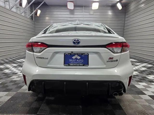 2024 Toyota Corolla Hybrid SE