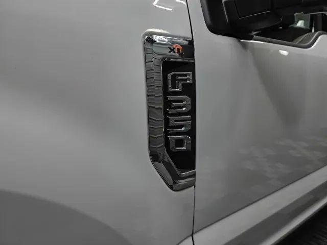 2022 Ford F-350 XL