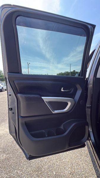2018 Nissan Titan SL