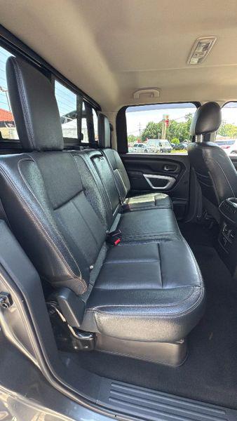 2018 Nissan Titan SL