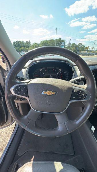 2021 Chevrolet Traverse FWD LT Leather