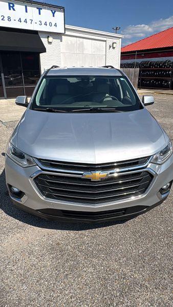 2021 Chevrolet Traverse FWD LT Leather
