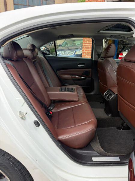 2017 Acura TLX w/Technology Package
