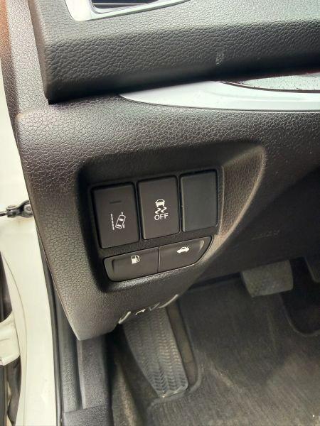 2017 Acura TLX w/Technology Package