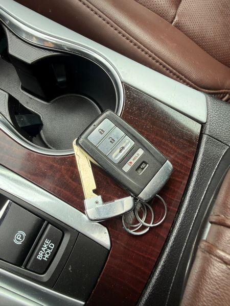 2017 Acura TLX w/Technology Package