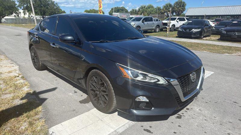 2020 Nissan Altima SL FWD