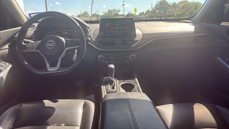 2020 Nissan Altima SL FWD