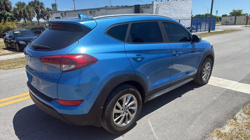 2017 Hyundai Tucson SE Plus