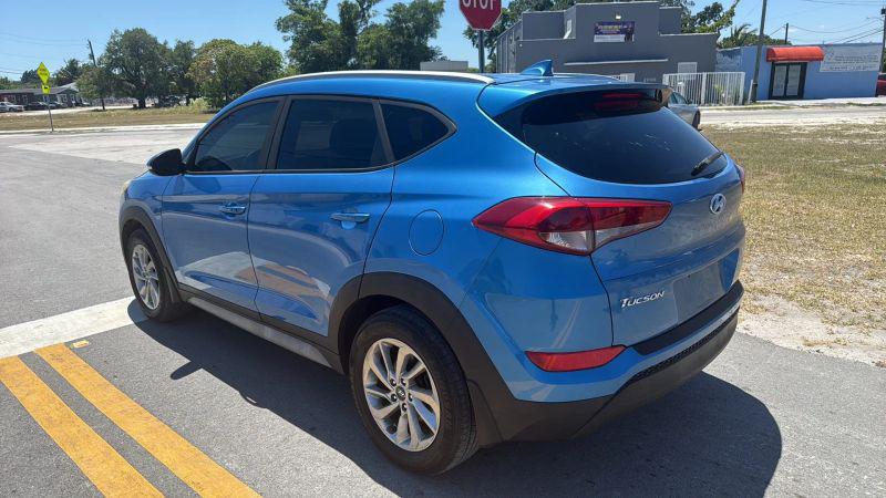2017 Hyundai Tucson SE Plus