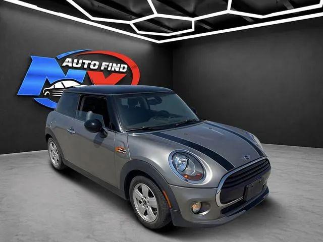 2016 MINI Hardtop Cooper