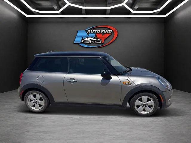 2016 MINI Hardtop Cooper