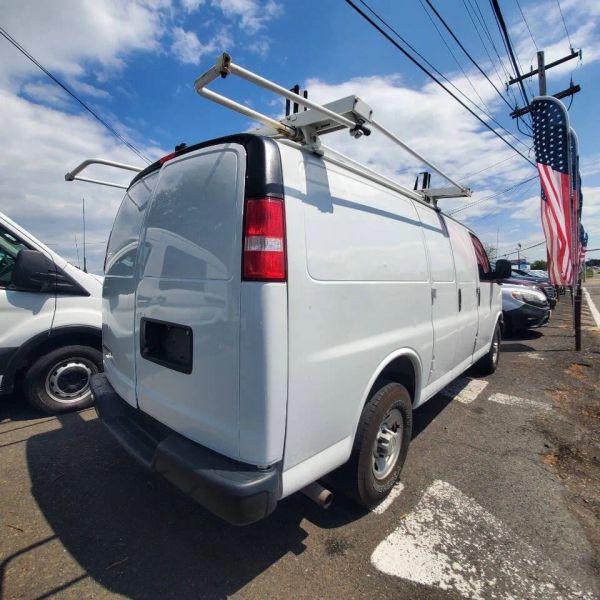 2021 Chevrolet Express Cargo Van RWD 2500 Regular Wheelbase WT