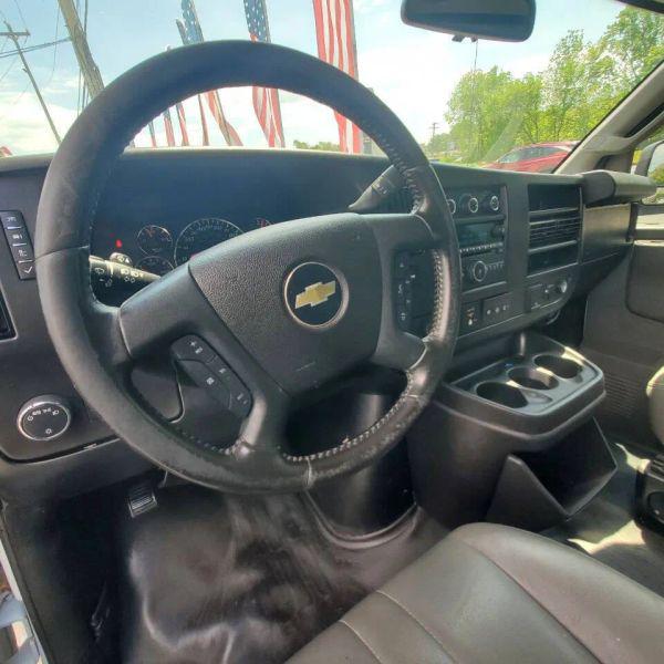 2021 Chevrolet Express Cargo Van RWD 2500 Regular Wheelbase WT