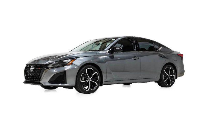 2024 Nissan Altima SR FWD
