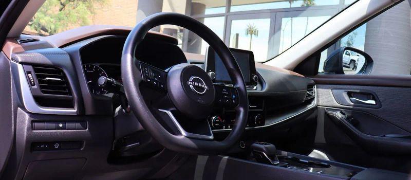 2023 Nissan Rogue SV FWD