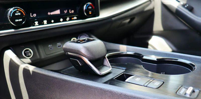 2023 Nissan Rogue SV FWD