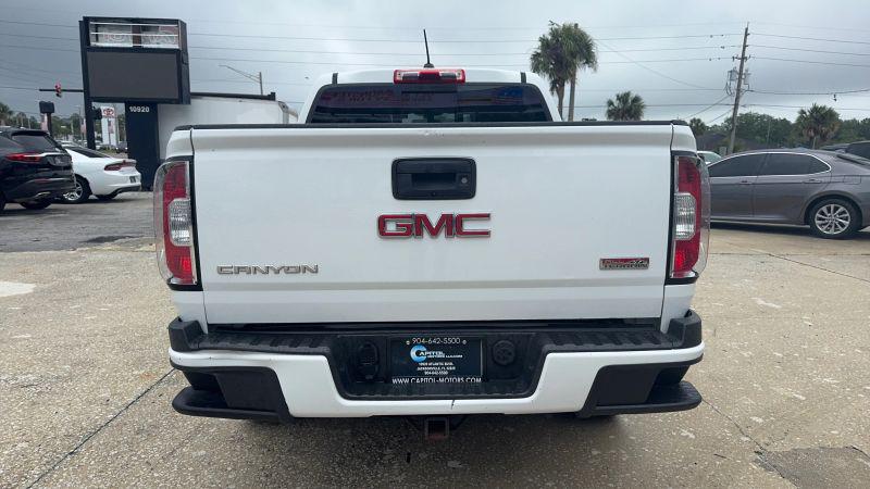 2017 GMC Canyon SLE