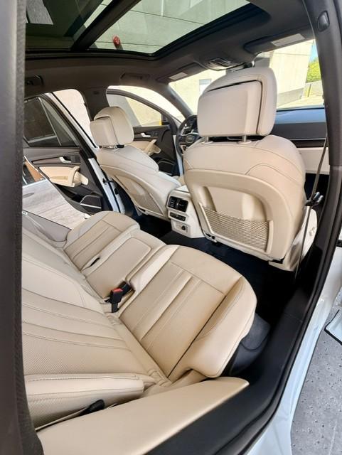 2023 Audi Q5 Sportback Prestige 45 TFSI S line quattro S tronic