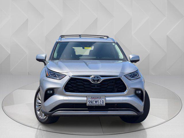 2024 Toyota Highlander Platinum