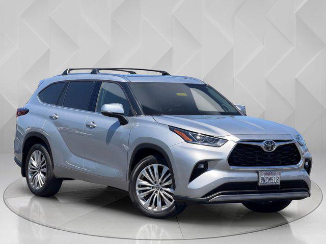 2024 Toyota Highlander Platinum