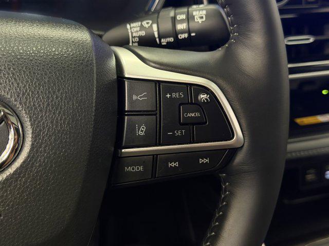 2024 Toyota Highlander Platinum