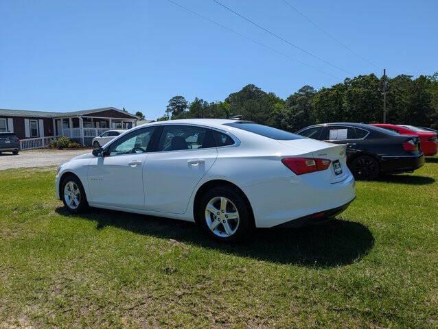 2023 Chevrolet Malibu FWD 1FL
