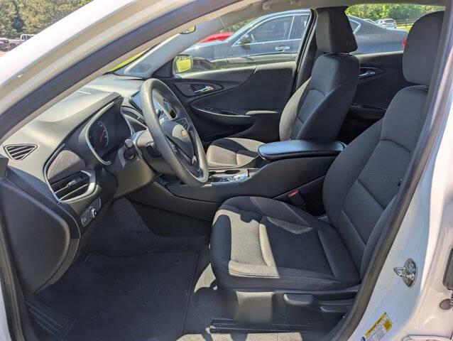 2023 Chevrolet Malibu FWD 1FL