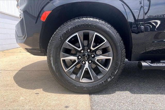 2022 Chevrolet Suburban 4WD Z71