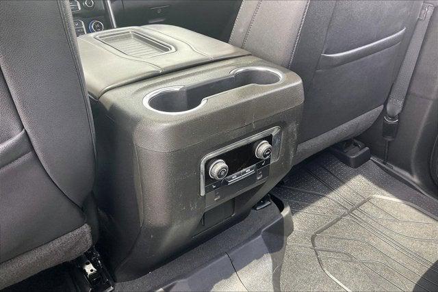 2022 Chevrolet Suburban 4WD Z71