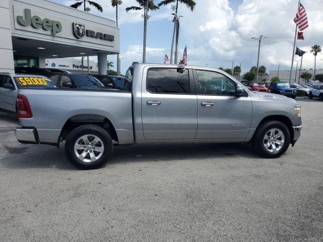 2024 Ram 1500 Laramie Crew Cab 4x2 5'7" Box