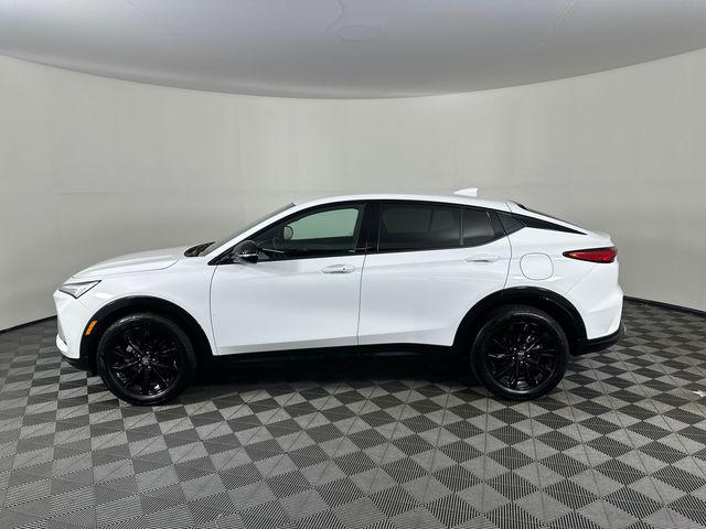 2024 Buick NV Sport Touring FWD