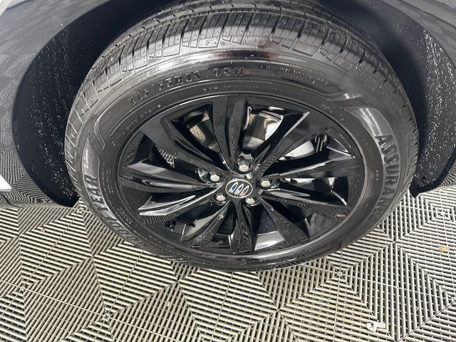 2024 Buick NV Sport Touring FWD