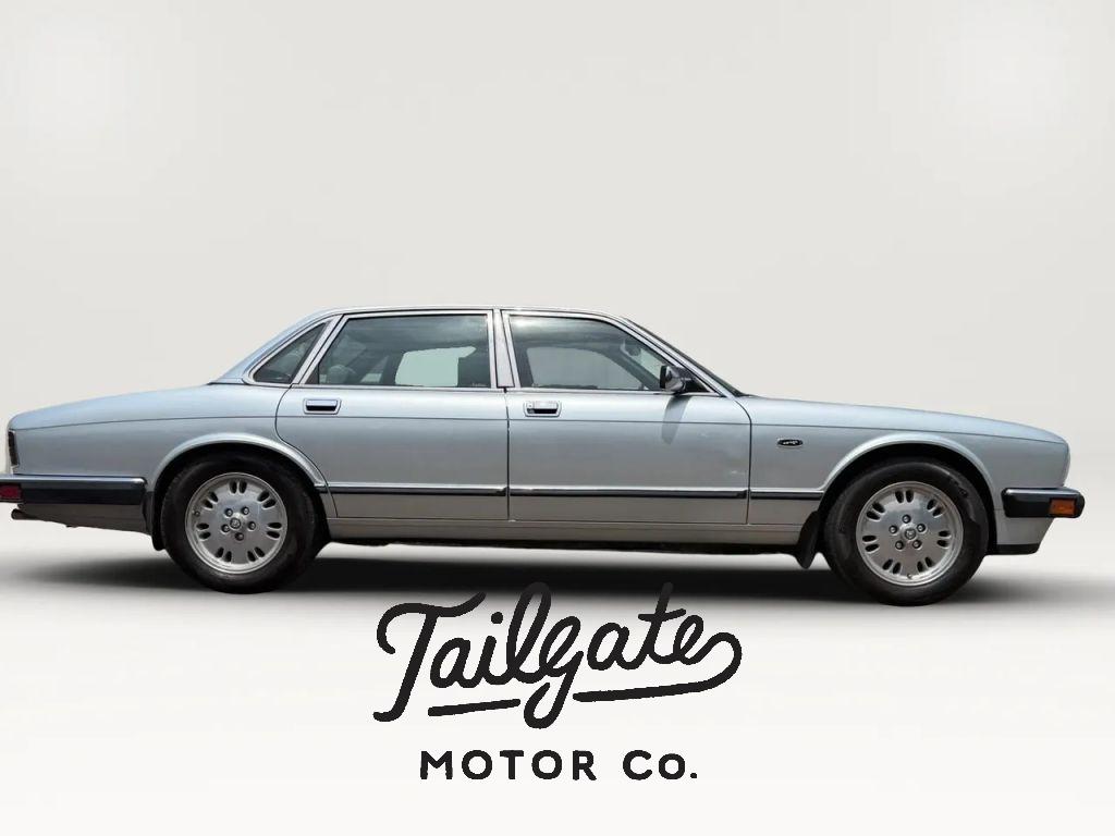 1994 Jaguar XJ's photo