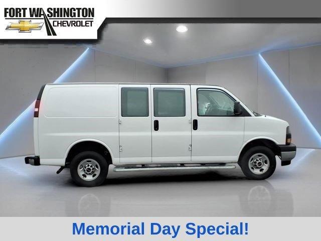 2024 GMC Savana Cargo RWD 2500 Regular Wheelbase Work Van