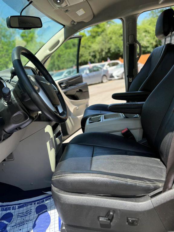 2015 Chrysler Town & Country Touring