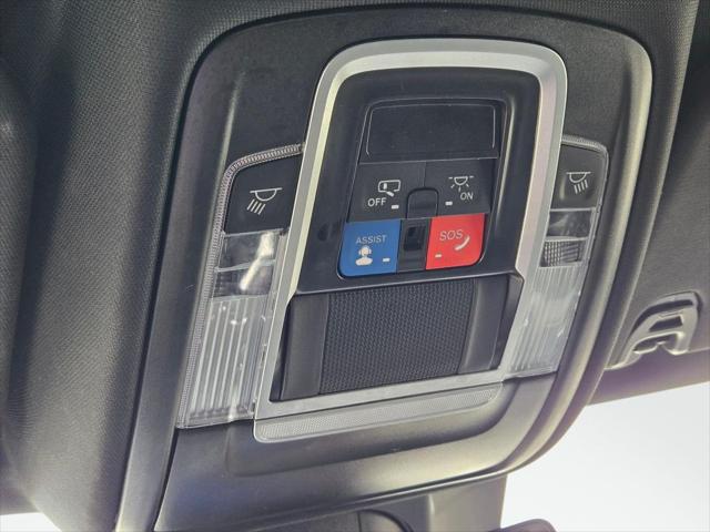 2024 Ram 1500 Laramie Crew Cab 4x2 5'7" Box