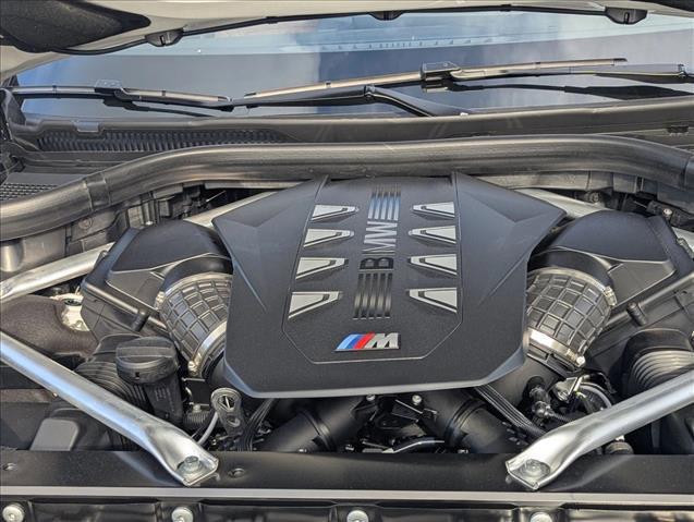 2027 BMW X7 M60i
