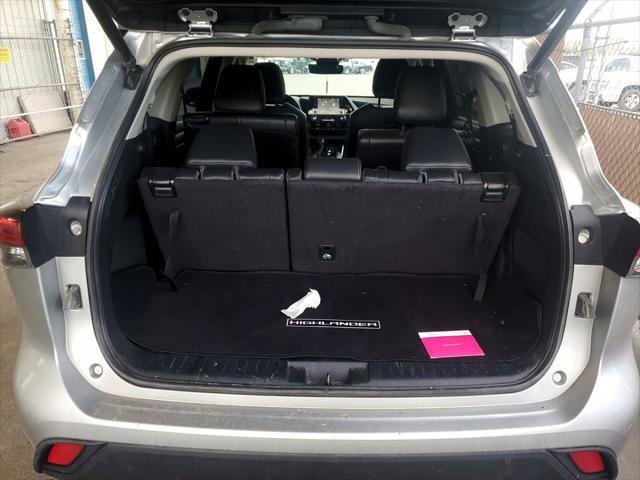 2022 Toyota Highlander Hybrid XLE