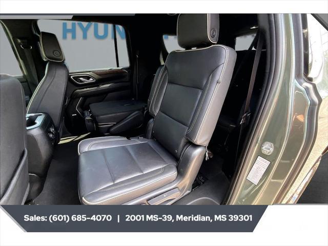 2023 Chevrolet Suburban 4WD Premier