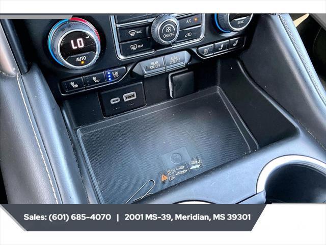 2023 Chevrolet Suburban 4WD Premier