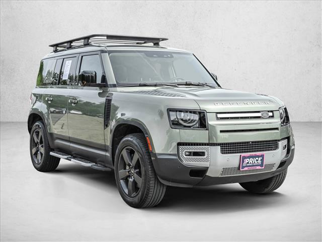 2022 Land Rover Defender 110 SE