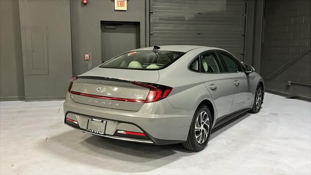 2022 Hyundai Sonata Hybrid Blue