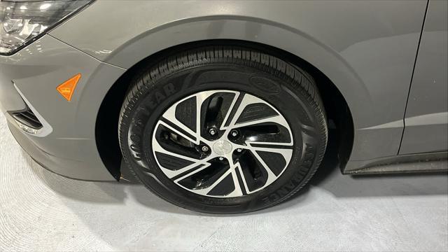 2022 Hyundai Sonata Hybrid Blue