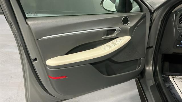 2022 Hyundai Sonata Hybrid Blue