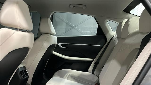 2022 Hyundai Sonata Hybrid Blue