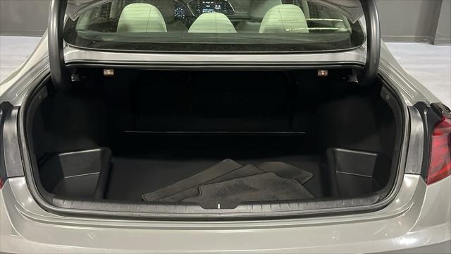 2022 Hyundai Sonata Hybrid Blue